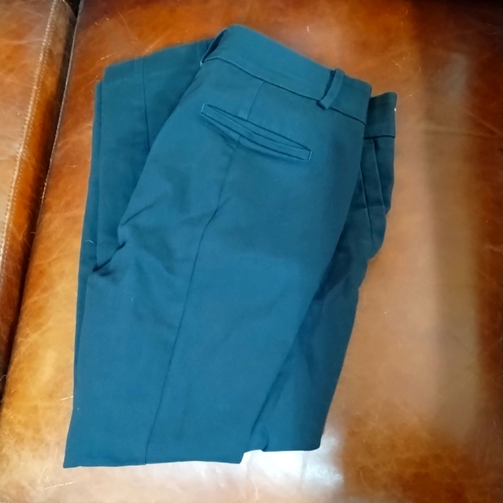 LOFT skinny dress pants size 6 petite